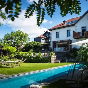 Le Clos Des Sens Анси
